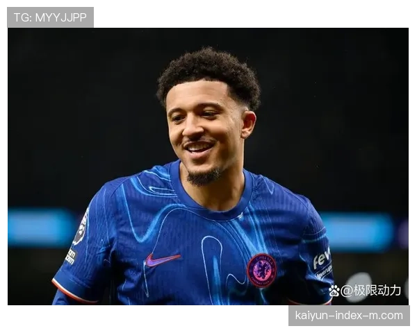 切尔西后防线个人失误频发,体系性防守组织存在明显漏洞 切尔西后防线个人失误频发,体系性防守组织存在明显漏洞